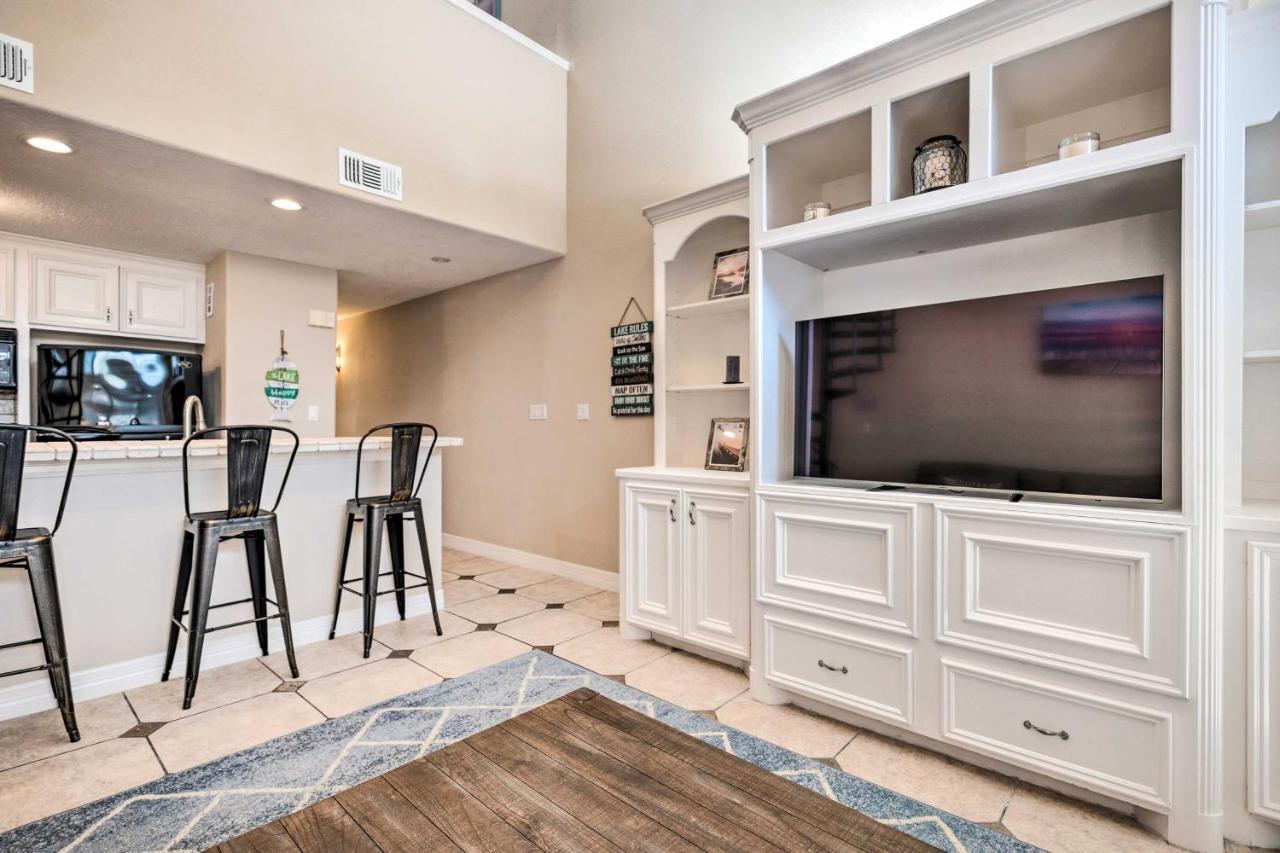 Idyllic Montgomery Condo With Pool And Lake View! Екстер'єр фото